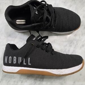 NOBULL Sneakers Trainers - Black, Gum, White - SZ Women's 8.5/ Men's 7